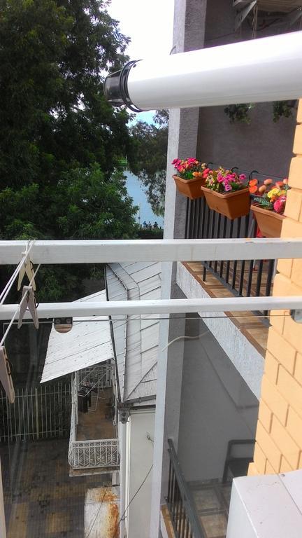 Apartament Gia 巴统 外观 照片