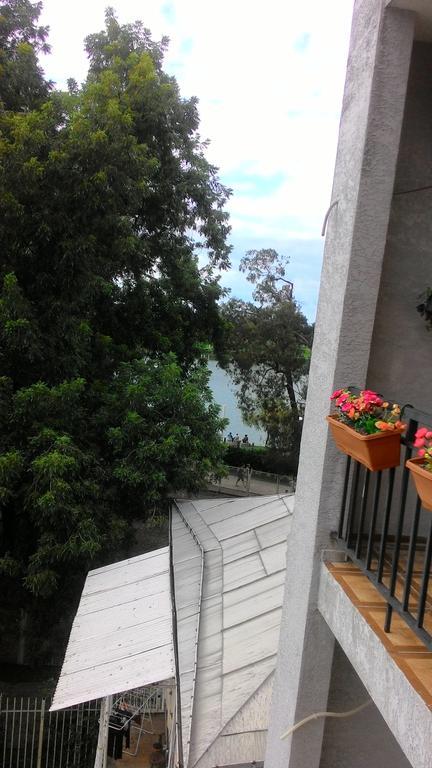 Apartament Gia 巴统 外观 照片