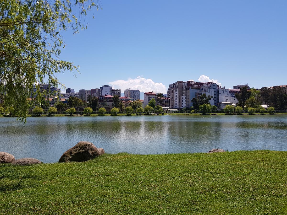 Apartament Gia 巴统 外观 照片