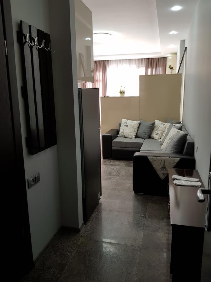 Apartament Gia 巴统 外观 照片